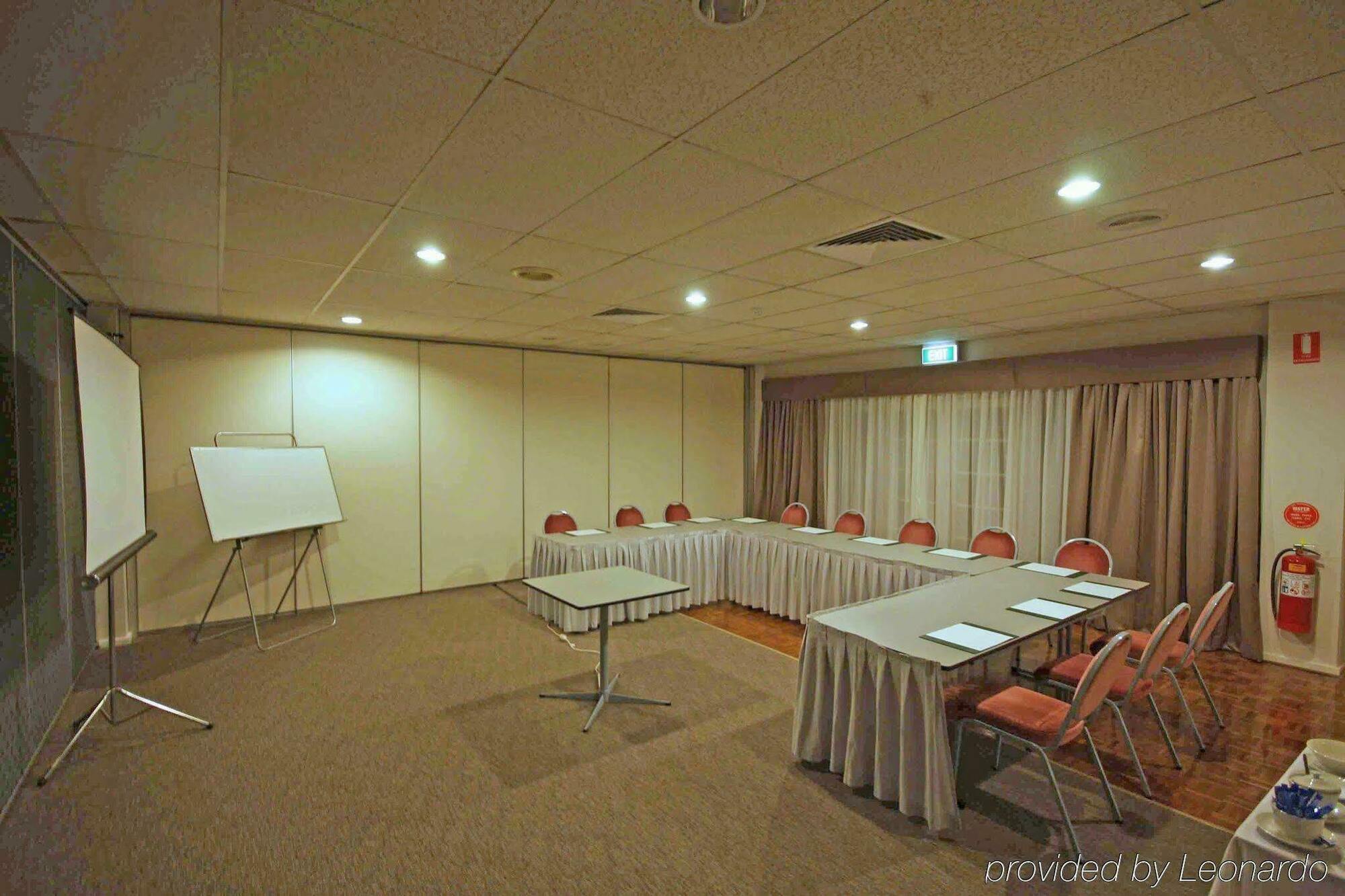 Мотель Ibis Styles Adelaide Manor Екстер'єр фото